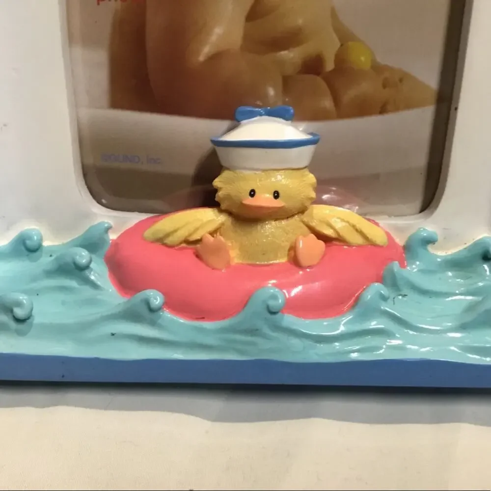 NWOT Little Quack-ups Shadowbox Frame Baby Gund Bath Time